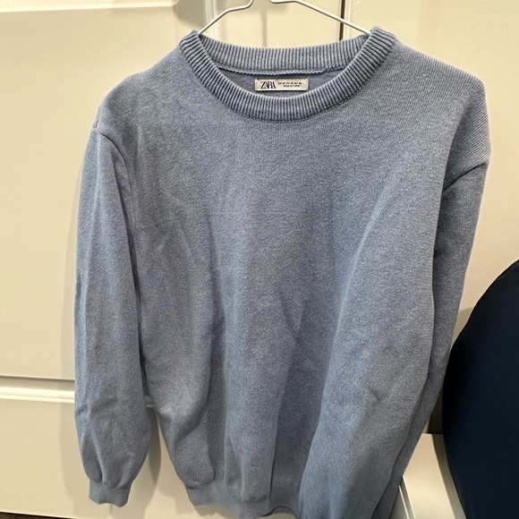 Zara baby blue sweater - Picture 1 of 4